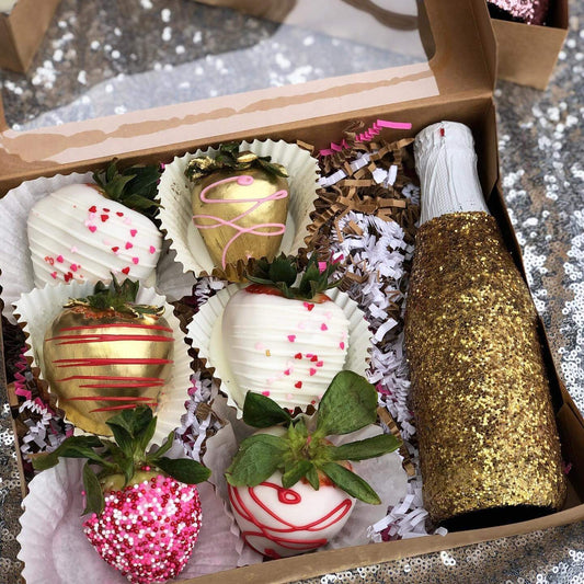 Chocolate Covered Strawberries (6 Count) W/ Sparkling Cider