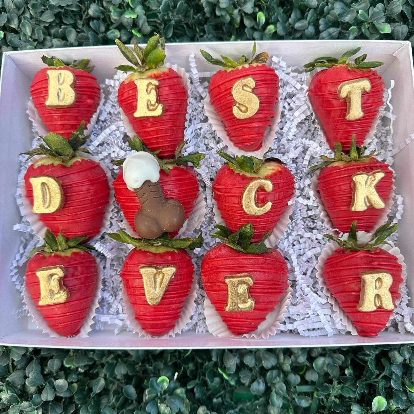 EXPLICIT Chocolate Covered Strawberries